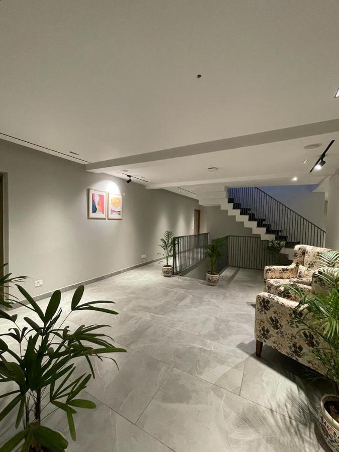 Hotel West Inn Premium Kharar Zewnętrze zdjęcie