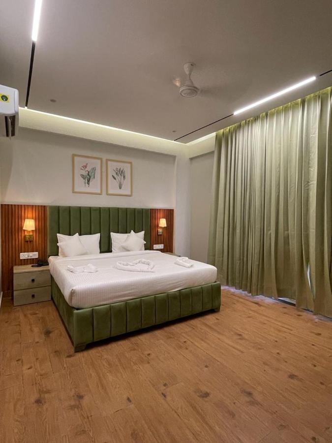 Hotel West Inn Premium Kharar Zewnętrze zdjęcie