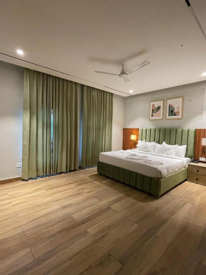 Hotel West Inn Premium Kharar Zewnętrze zdjęcie