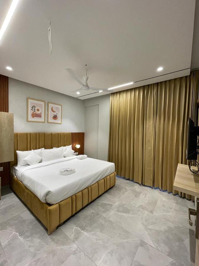 Hotel West Inn Premium Kharar Zewnętrze zdjęcie