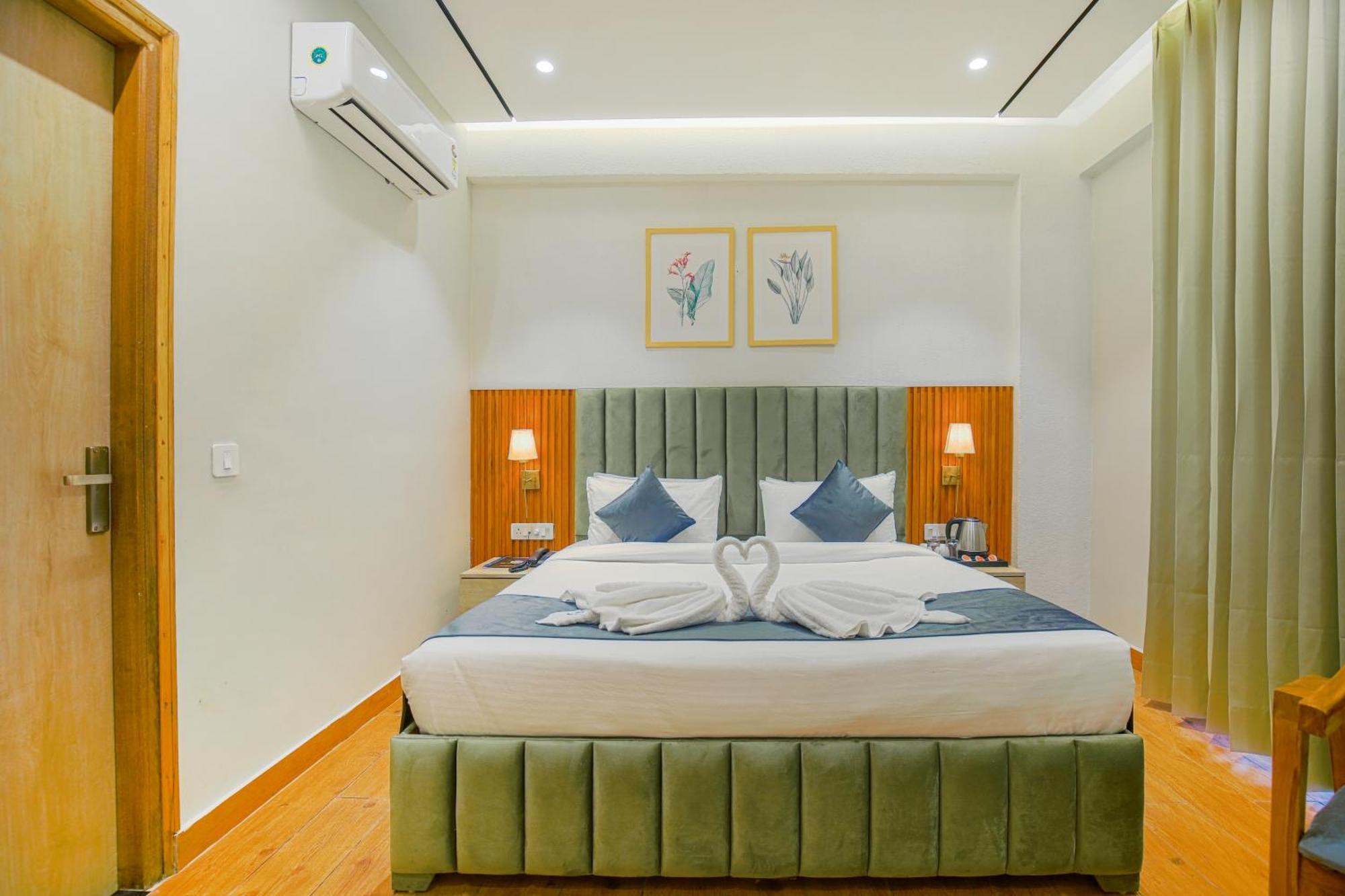 Hotel West Inn Premium Kharar Zewnętrze zdjęcie
